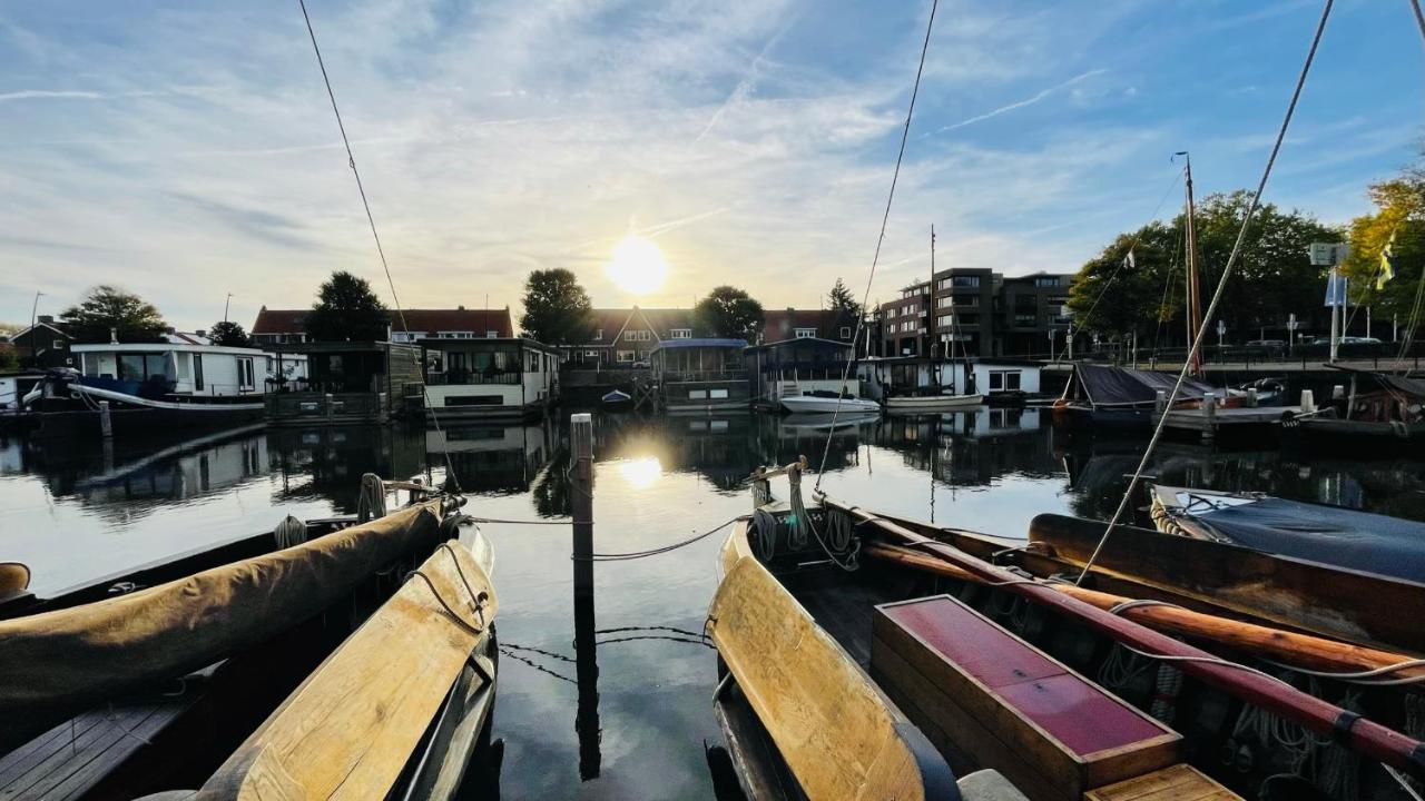 Woonboot 4 Harderwijk Hotel ภายนอก รูปภาพ