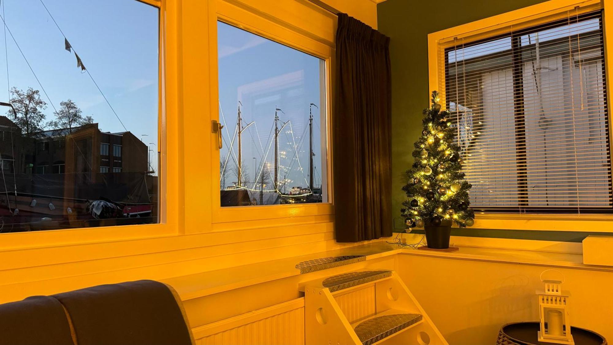 Woonboot 4 Harderwijk Hotel ภายนอก รูปภาพ